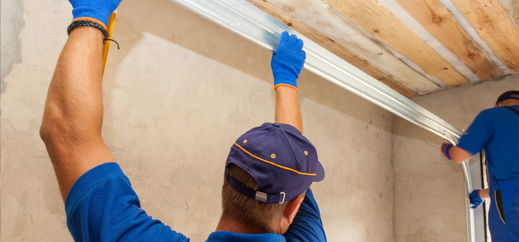 commercial overhead garage door repair in Winter Gardens